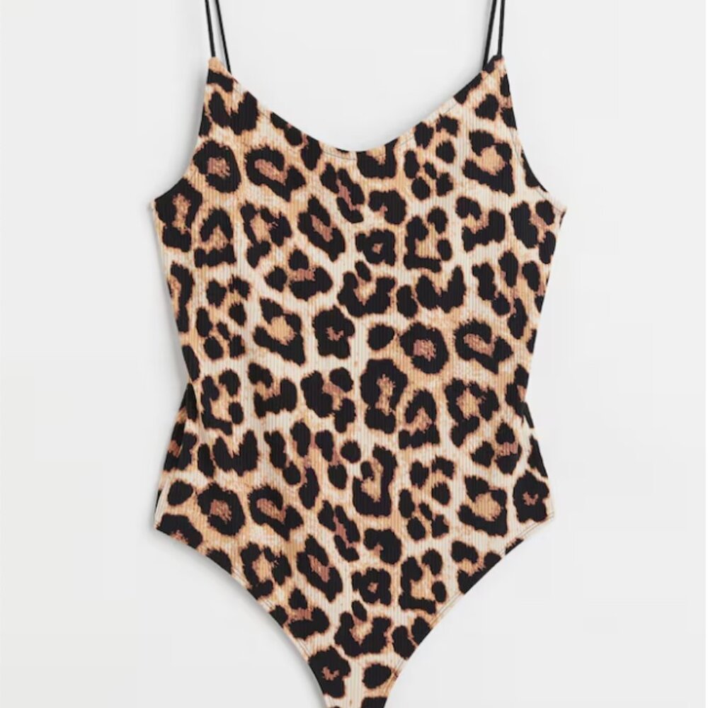 ✨3/$30 NWT H&M Ribbed Leopard Print Thong Bodysuit